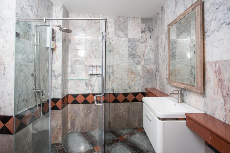 Bathroom 4, Triple B Boutique Residence, Si Racha