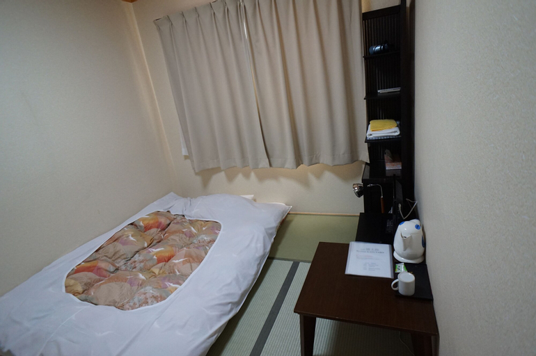Bedroom 4, Ryokan Katsutaro, Taitō