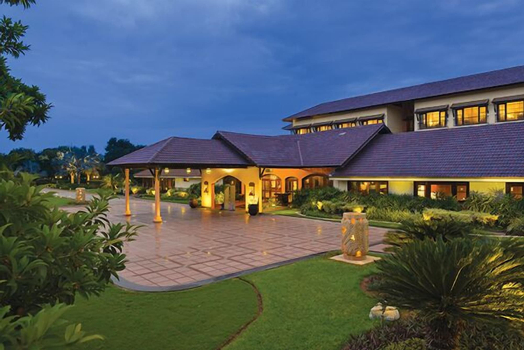 Madhubhan Resort & Spa, Anand