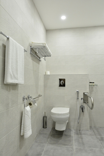 Bathroom 3, Hotel Garnet Tbilisi, Tbilisi