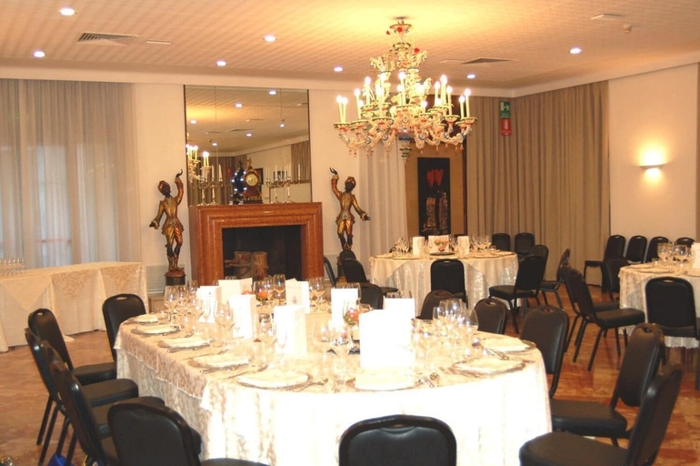 Food & Drinks 5, Astoria Hotel Italia, Udine