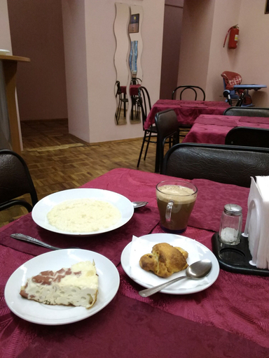 Food & Drinks 4, Hotel Na Sapernom, Sankt-Peterburg gorsovet