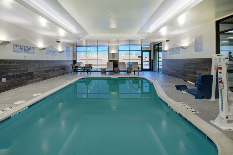 Sport & Beauty 5, Fairfield Inn & Suites by Marriott Lancaster Palmdale, Los Angeles