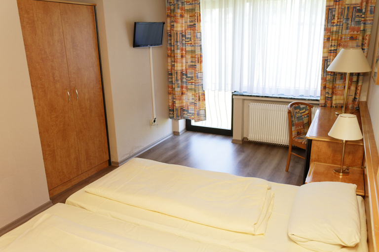 Bedroom 4, Hotel Restaurant Rodizio Paderborn, Paderborn