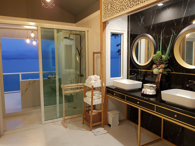 Bathroom 4, Raya Buri Resort, Si Sawat