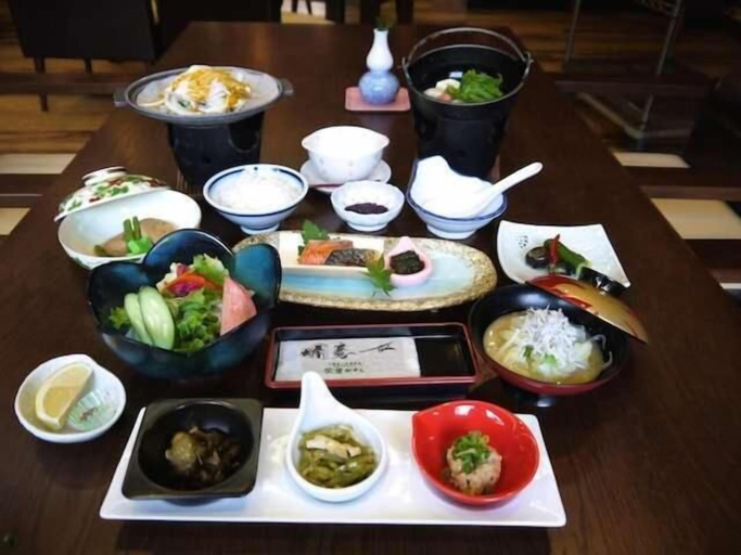 Food & Drinks 5, Sakaeya Hotel, Tendo