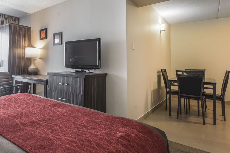 Bedroom 3, Comfort Inn Trenton, Hastings