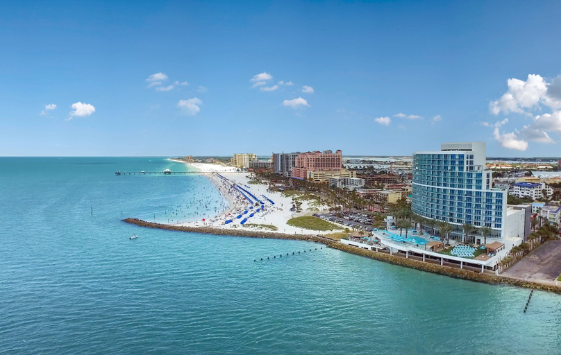Exterior & Views 1, Opal Sands Resort, Pinellas