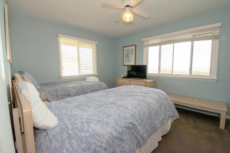 Bedroom 3, 711 Yellow Perch, Beaufort