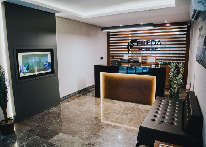 Lobby, Freda Residence, Merkez