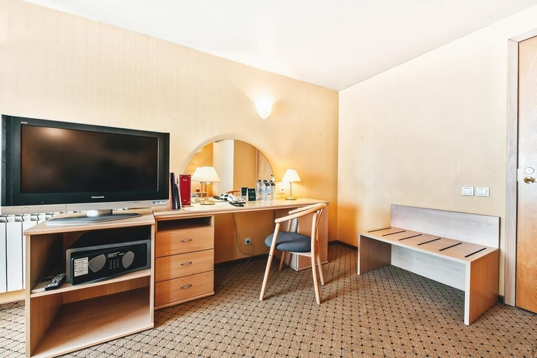 Bedroom 3, UralHotel, Ekaterinburg gorsovet