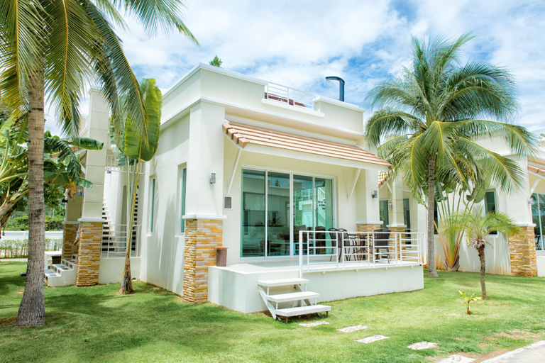 Exterior & Views 2, Oriental Beach Pearl Resort, K. Sam Roi Yot