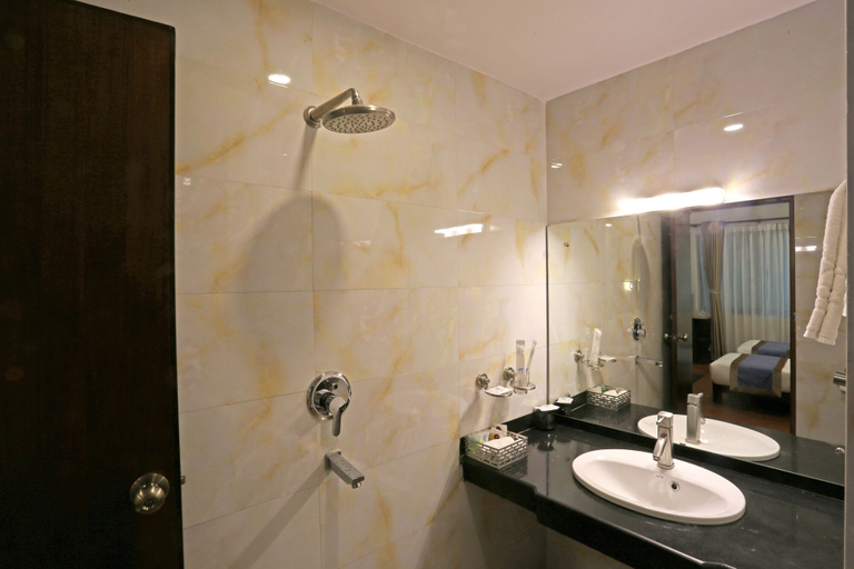 Bathroom 5, Dahlia Boutique Hotel, Gandaki