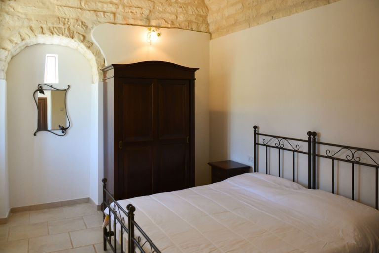 Bedroom 2, Torre Bruno, Foggia