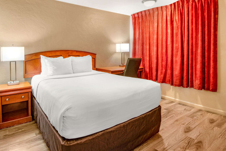 Bedroom 3, Econo Lodge Inn & Suites Durango, La Plata