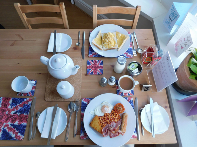 Food & Drinks 5, St Weonards Hotel, Torbay