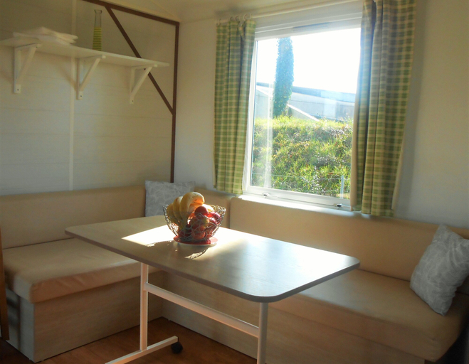 Bedroom 2, Camping de Nevers, Nièvre