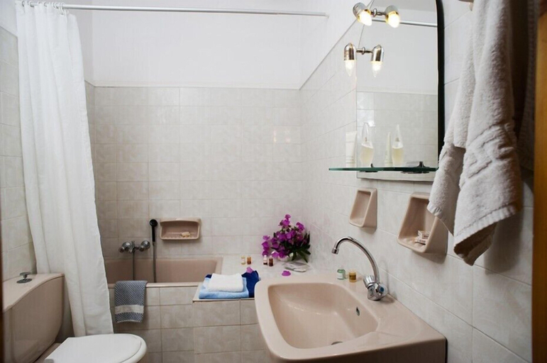 Bathroom 5, Villa Alexander, Crete