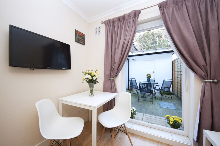 Others 4, W14 Apartments, London