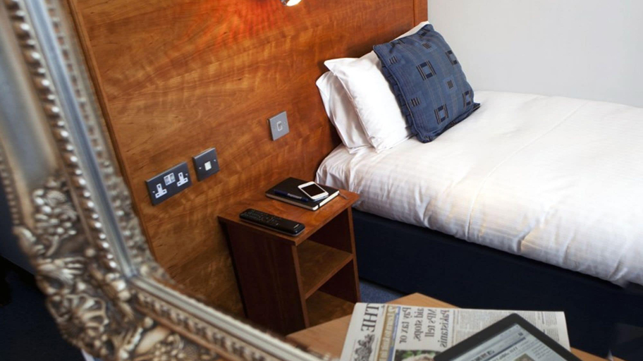 Bedroom 4, Penventon Park Hotel, Cornwall