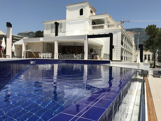 Sport & Beauty 2, Crowne Plaza BUDVA by IHG