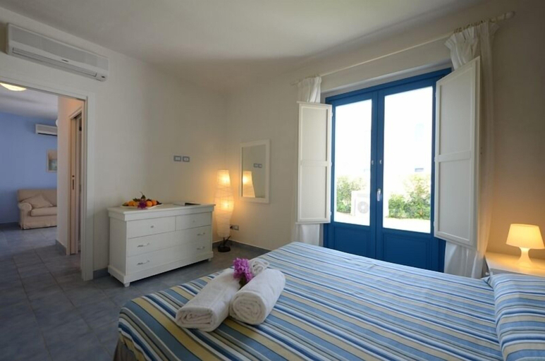 Bedroom 3, Nicolaus Club Borgo Rio Favara Resort, Ragusa