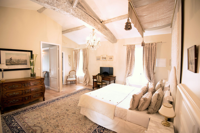 Bedroom 4, Château de Lantic, Gironde