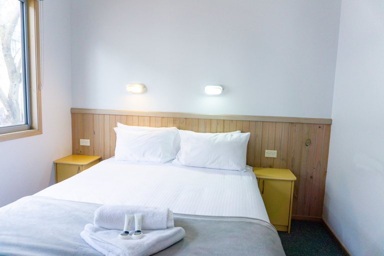 Bedroom 4, Thou Walla Sunset Retreat, Port Stephens