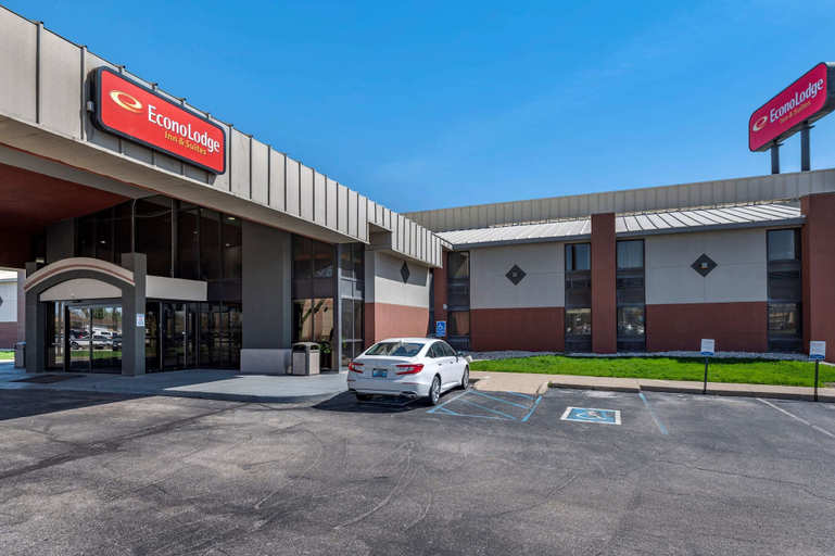 Exterior & Views 3, Econo Lodge Lafayette near University, Tippecanoe