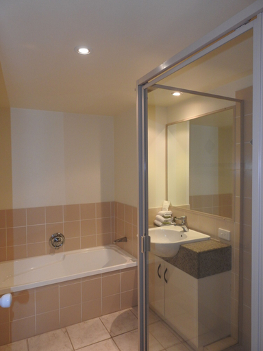 Bathroom 4, On The River Apartments, Maroochy - Maroochydore