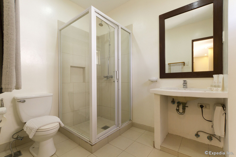 Bathroom 4, Alba Uno Hotel, Cebu City