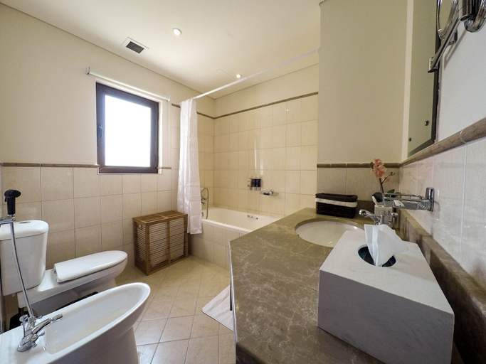 Bathroom 5, Elara & Golf Villas - curated by Park Hyatt Dubai, Dubai