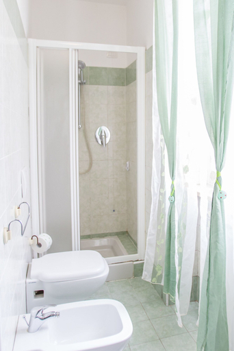 Bathroom 5, Palazzina Luce, Brescia