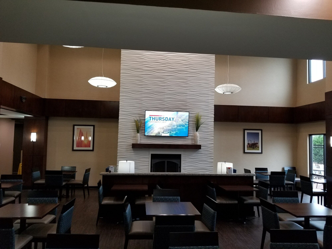 Food & Drinks 5, Comfort Suites Little Rock West, Pulaski