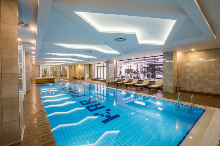 Sport & Beauty 2, Karpalas City Hotel & Spa, Merkez