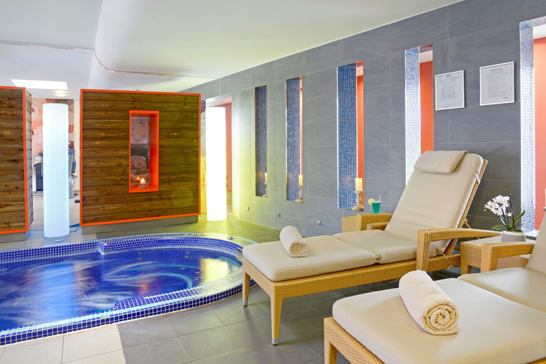 Sport & Beauty 2, Radisson Blu Hotel Toulouse Airport, Haute-Garonne