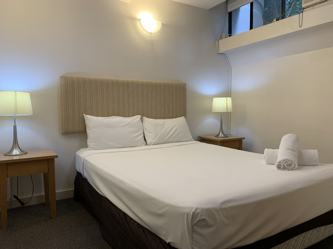 Bedroom 3, Tiki Hotel Surfers Paradise, Gold Coast