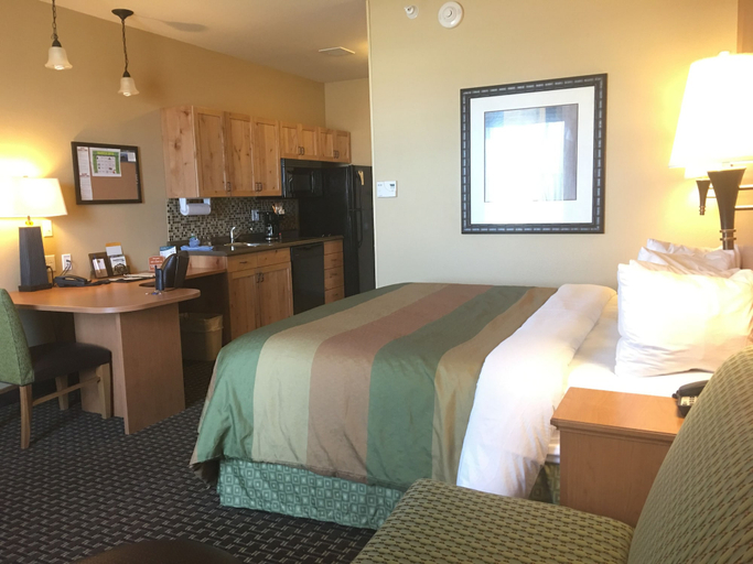 Bedroom 3, MainStay Suites Williston, Williams