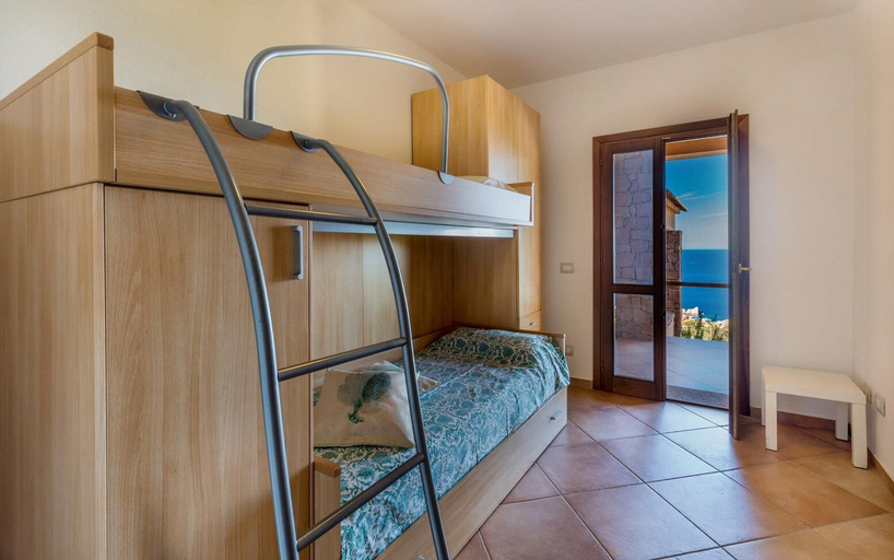 Bedroom 2, Casa Rosa Tre, Olbia-Tempio
