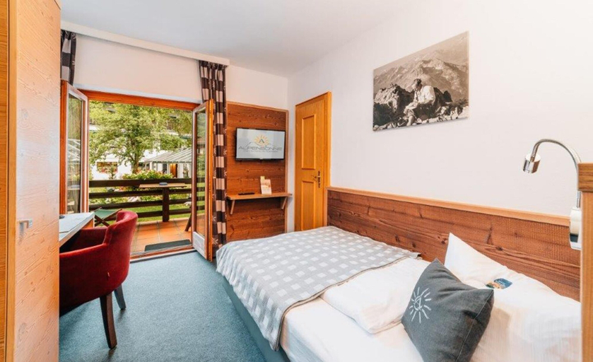 Bedroom 2, Hotel Alpensonne, Miesbach