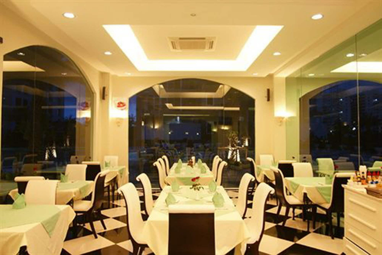 Food & Drinks 5, LK Legend, Pattaya
