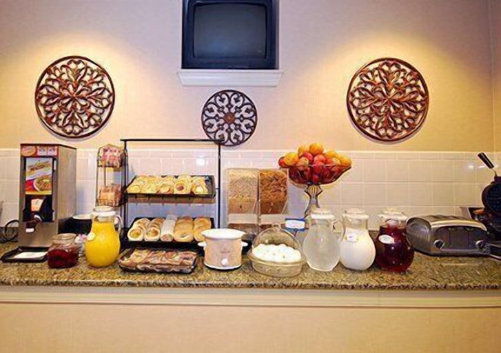 Food & Drinks 5, Comfort Inn Birmingham - Irondale, Jefferson