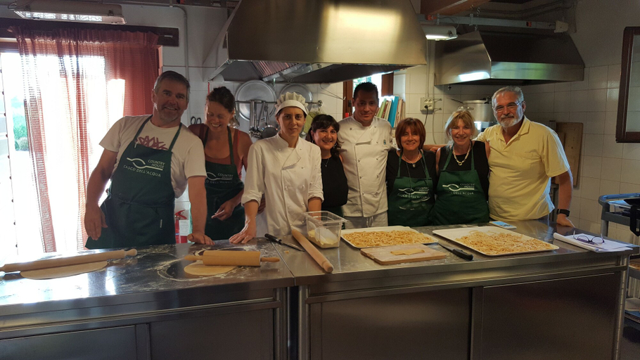 Food & Drinks 5, Country House Casco dell'Acqua, Perugia