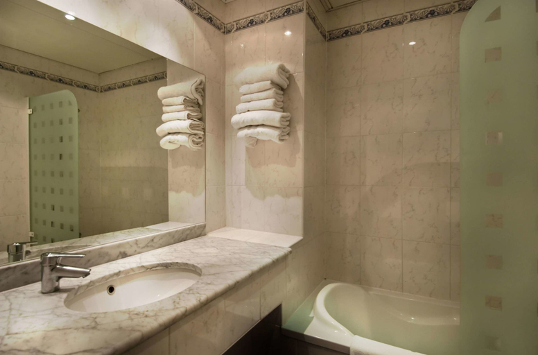 Bathroom 4, Hotel Claude Bernard Saint Germain, Paris