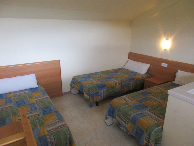 Bedroom 2, Inmo Estartit Villa Estartit Oest 6A R, Girona