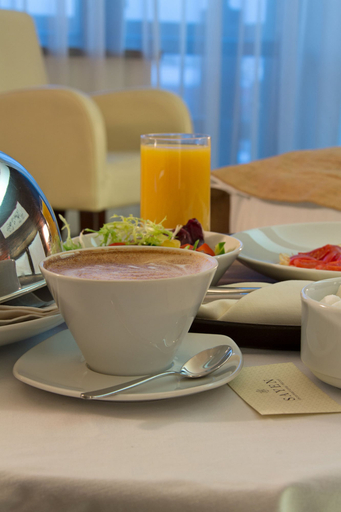 Food & Drinks 5, International Hotel Sayen, Irkutskiy rayon