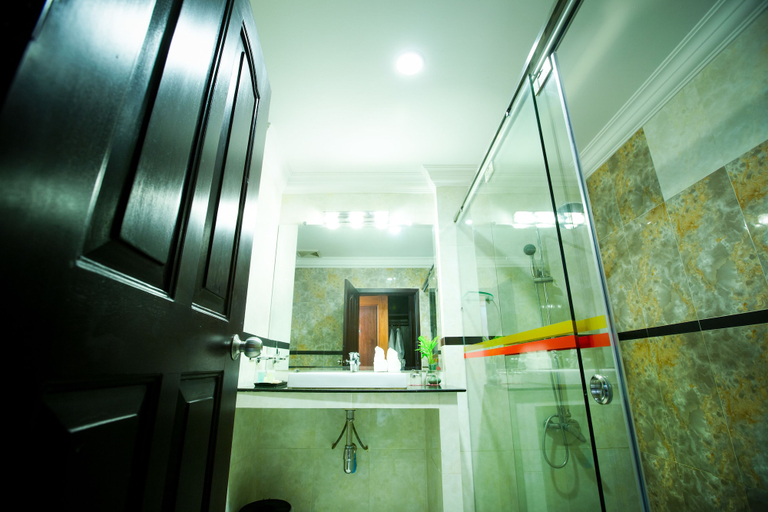 Bathroom 5, Classy Hotel, Svay Pao