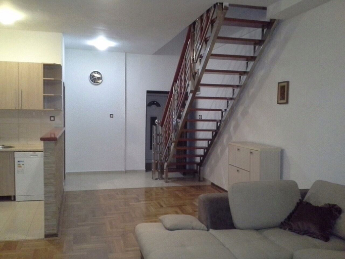 Others 5, Margo apartment