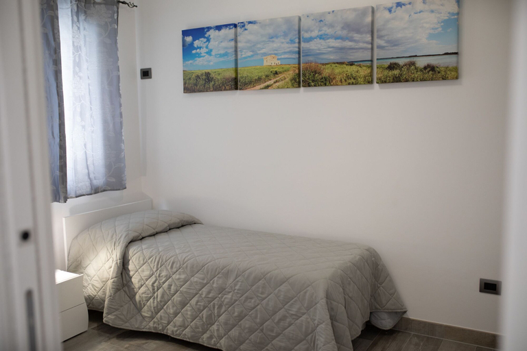 Others 4, Casa Angela Rosa, Brindisi