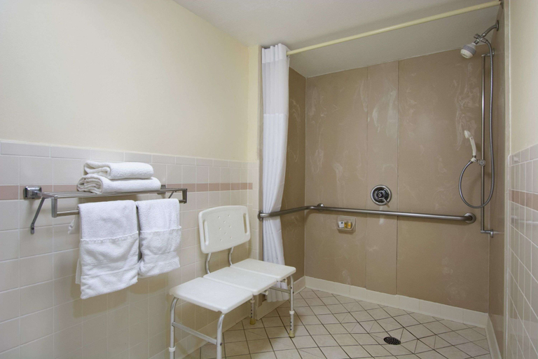 Bathroom 3, Days Inn by Wyndham Longview South, Gregg